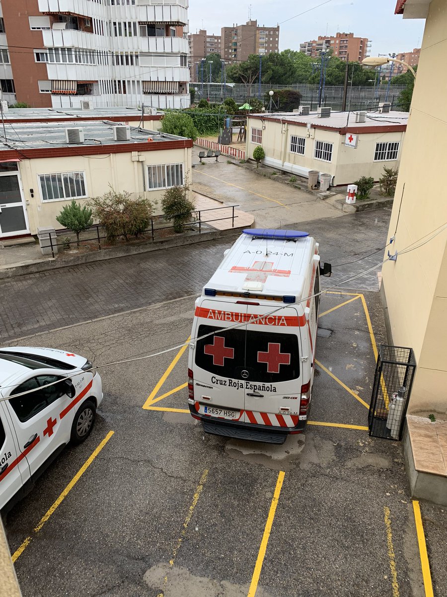 AdolfodeDie's tweet photo. Recta final del #CertificadoTTS con 30 fines de semana cargados de formación y buen ambiente, suerte de equipo humano y recordaremos las vistas desde la ventana en @CruzRojaMostole  … @laurimaes @IASCAMPUSFP @sandralopezmar5 https://t.co/xbOB30h829
