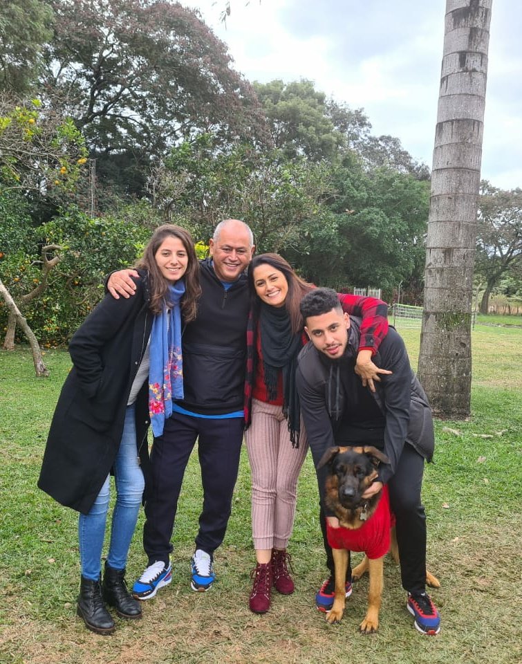 arcealex01's tweet photo. Feliz dia a mi idolo, que seas eterno papá 🔵🔴 https://t.co/KhGrH6jnWT