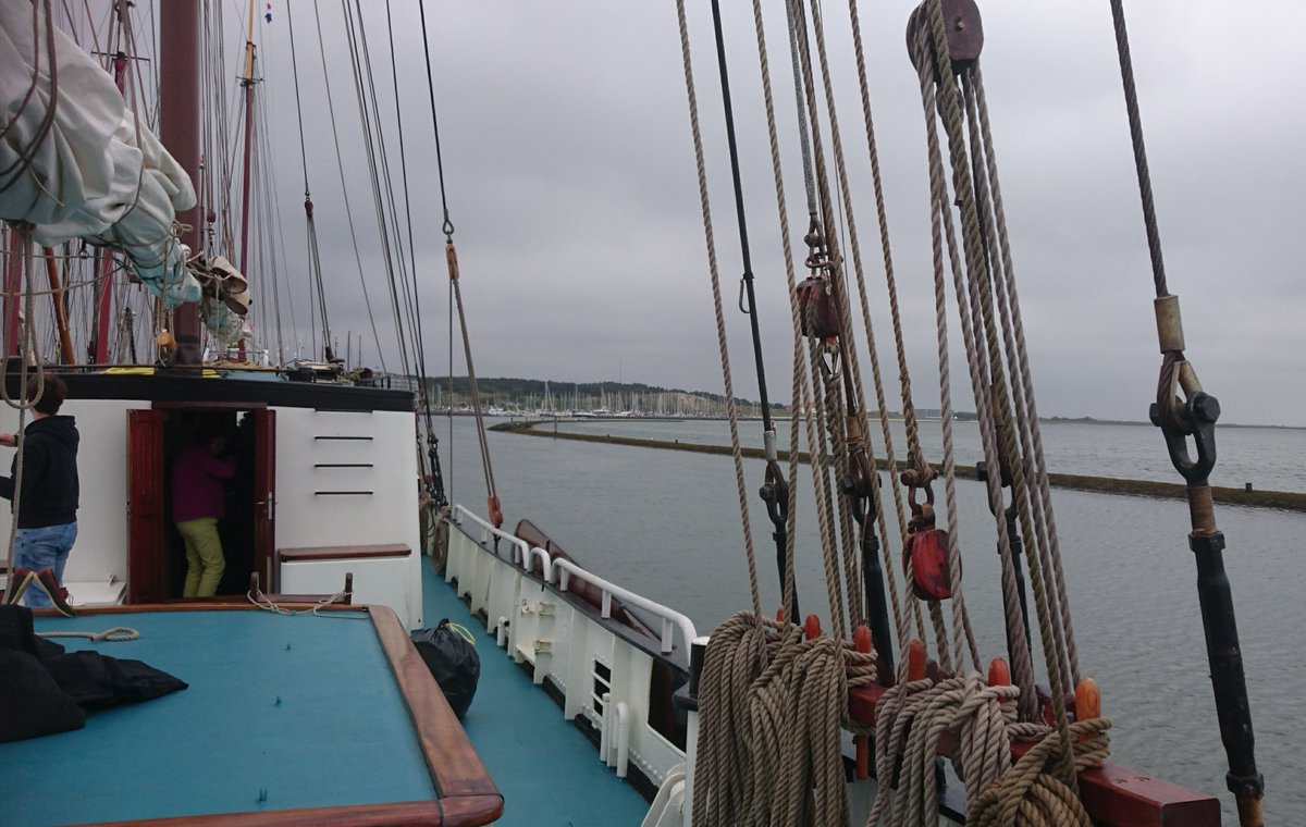 BarbeleMusic's tweet photo. Genoten van een top weekend! 
Met een zilte huid, kijk ik terug op een zeer relaxed weekend, #zeilen op de #waddenzee heerlijk!! 
#tweemastschoener #Mars #Terschelling https://t.co/mGDhVYJN86