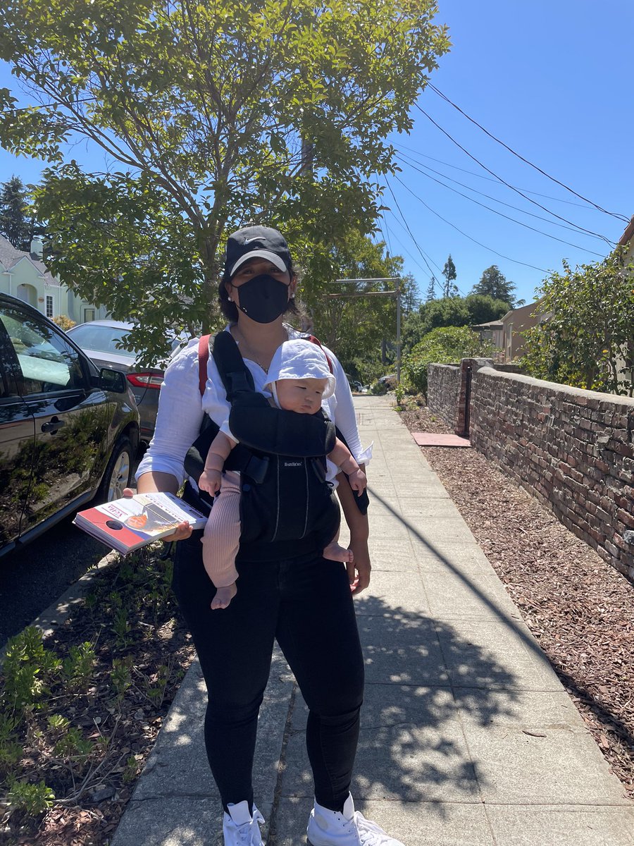 Malia_Vella's tweet photo. I just climbed 52 floors in 90 min with this babe while canvassing. This is the last time I partner with someone who can’t pull their own weight. #momlife #ad18 #VoteVella #GOTV https://t.co/1eI3tLIDg7