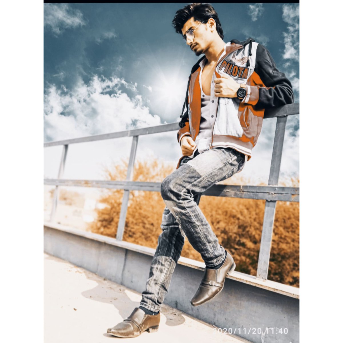 Rangeelarockxt3's tweet photo. #Now #itx #my #turn #to #show #who #the #Fuck #I #am🔥🖕🏿
#RangeelaRockxtar🖕🏿 #BlackFun🥂 #mobilephotograpy https://t.co/IjKNY61vC6