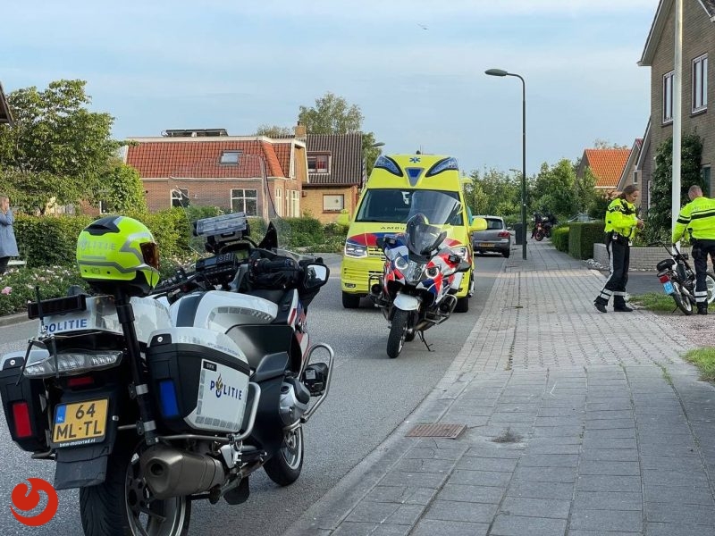 Snorfietser gaat onderuit en raakt gewond in Luinjeberd