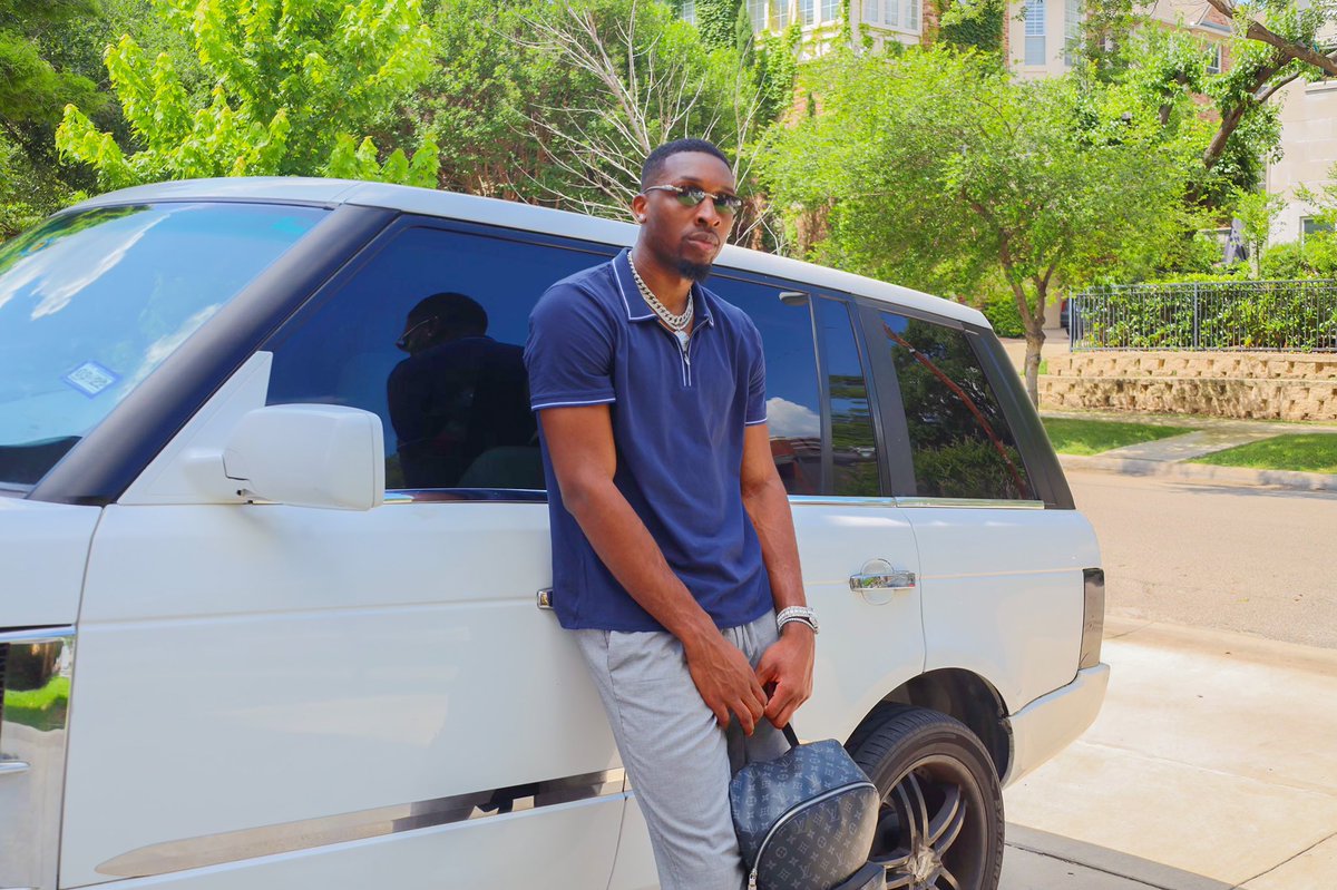 JNzeakor's tweet photo. Cooler than a 🤭🥶 https://t.co/fuFO6veiTA