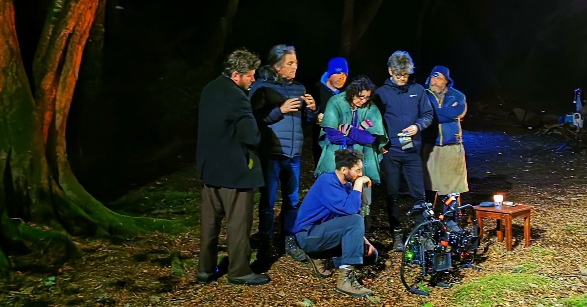 Elvisnspiders's tweet photo. That's a wrap!
Some of the cast and crew viewing results filmed at night by Peter Martin
Lighting by @mckinneybarry
A @SligoRaincoats
production for @cairdefestival
Camera hire from https://t.co/wWY9PVmEdS. 

#filmmaking #syngeonfilm #intheshadowoftheglen #sligo #rodegoII https://t.co/ixyKYBsXMN