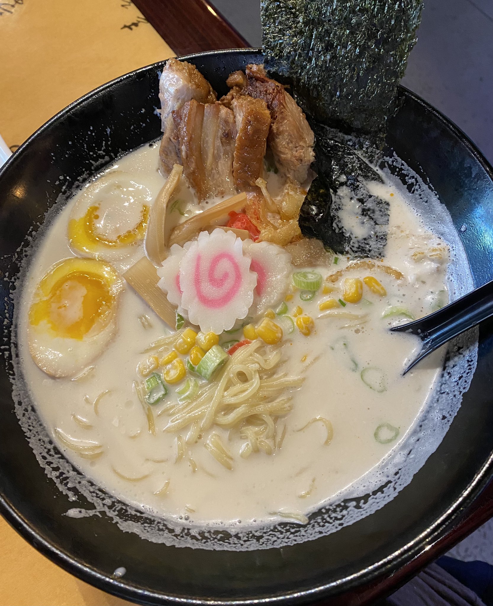 I’m trying real ramen for the first time ever. It’s pretty good! https://t.co/pqDWkU7VjF