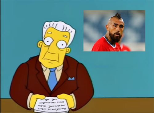 DrakHov's tweet photo. No es eso acaso lo que todos nos preguntamos...
¿Vidal jugó a las espadas con el Peluquero?, por lo menos yo sí.
#SelecciónChilena
#PelucaGate https://t.co/iaGj7LkNZf