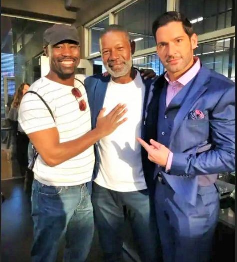 Feliz Día del Padre. Happy Father's Day <a href="/DennisHaysbert/">Dennis Haysbert</a> <a href="/tomellis17/">tom ellis</a> <a href="/dbwofficial/">DB Woodside</a>