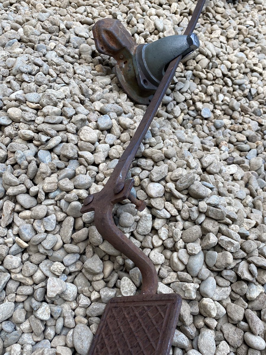 ThomCBlackwell's tweet photo. Carriage step mountable beer holder. One of those round to it projects; and I was tired of moving rocks. https://t.co/tOf10GRTIP