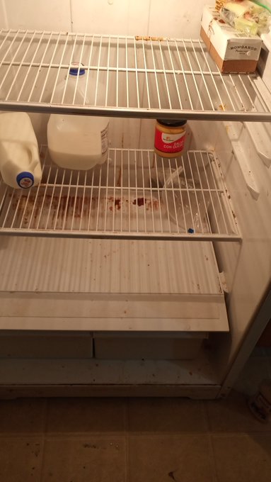 Plz help no food or money haven't eaten anything since Friday night plz help me I've been trying every