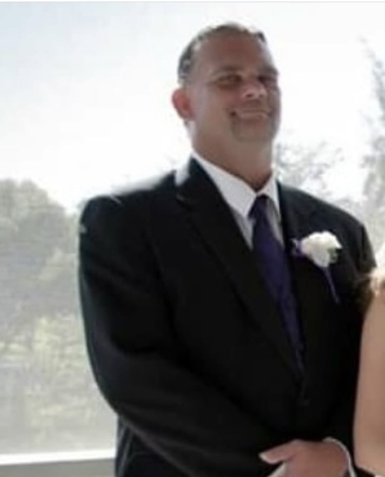 MissMedzz's tweet photo. Happy Father’s Day Pops  Not a day goes by that I don’t miss you. No matter where I am your spirit will guide me ❤️😭 I love you Daddy 🥺 #HeavenlyFather #HappyFathersDay  #rip #popsworld https://t.co/qr453s6giB