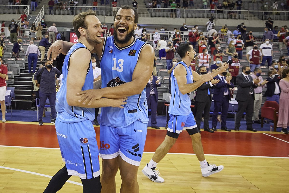 CompeticionFEB's tweet photo. 🏆 #FinalLEBOro: El @CBBreogan se proclama campeón de Liga para regresar a la @ACBCOM
▶ Disfruta de las mejores imágenes desde el objetivo de @Ferminius en la Galería de @BaloncestoESP
📸 Galería fotos Flickr ⬇
https://t.co/EWhQpwysMU https://t.co/FYKTPbESOw