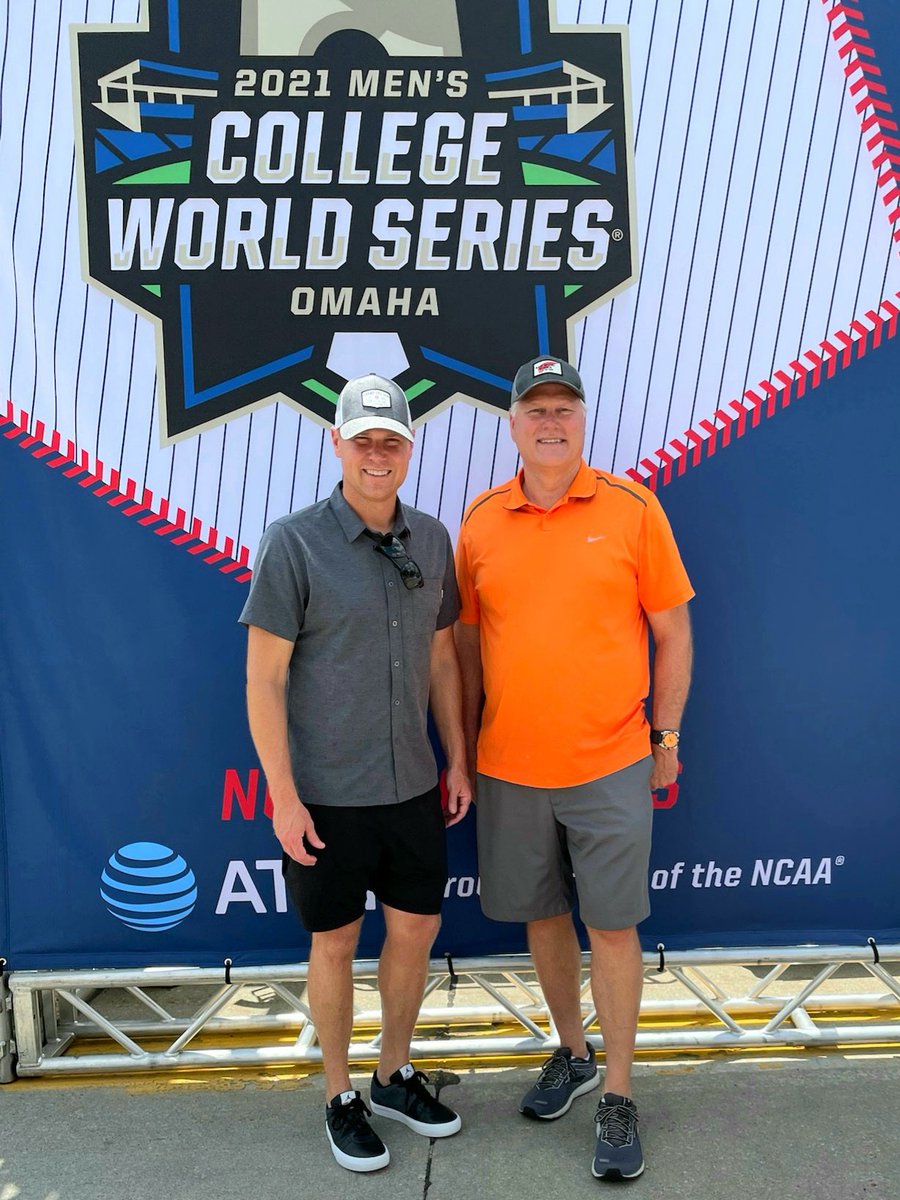 SenBLindstrom's tweet photo. For Father's Day, my family said "Take me out to the Ballgame"...It was really nice to spend time with my family, I love being a dad, and my own dad got to join in as well; I hope all of you reading have enjoyed your Father's Day too! #FathersDay2021 https://t.co/p1EU5j3aC3