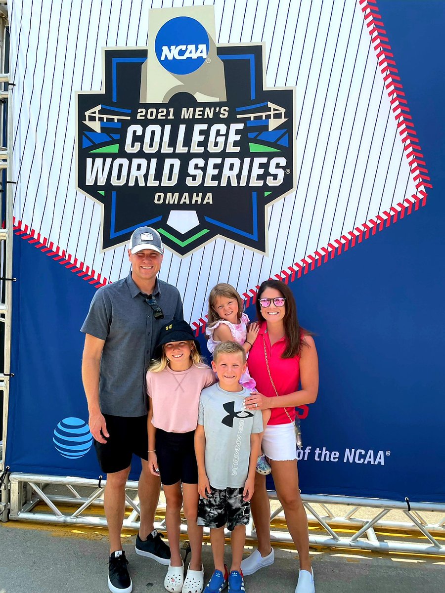 SenBLindstrom's tweet photo. For Father's Day, my family said "Take me out to the Ballgame"...It was really nice to spend time with my family, I love being a dad, and my own dad got to join in as well; I hope all of you reading have enjoyed your Father's Day too! #FathersDay2021 https://t.co/p1EU5j3aC3