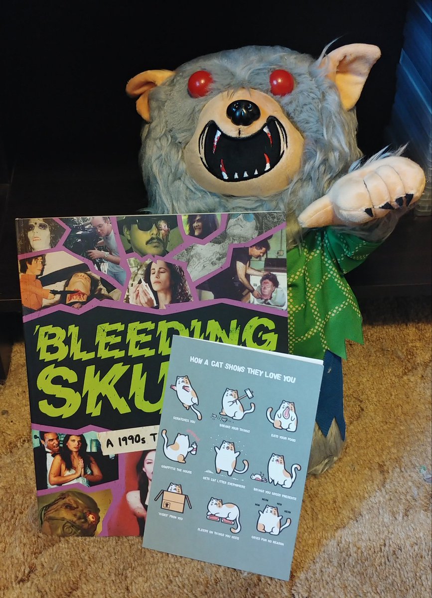 BlankValleyFilm's tweet photo. Thank you kitties for the amazing gifts! β€β€π Wolf man plush by @ cursed_creatures (IG) and a 90s trash movie book from @Bleeding_Skull π ππΌ #bleedingskull #cursedcreatures #SOV #wolfman #90shorror #90sundergroundfilm #undergroundhorror #kowaii #creepycute #shotonvideo https://t.co/WvsZhUspm2