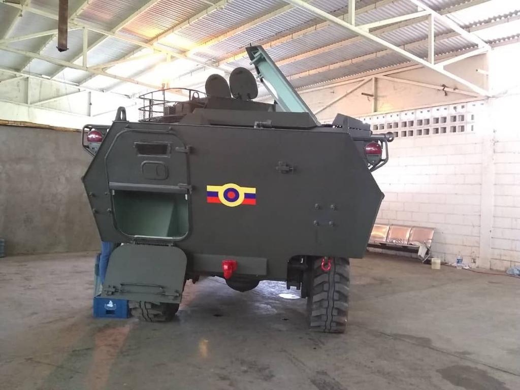 BLINDADOS A RUEDAS DEL EJÉRCITO BOLIVARIANO - Página 5 E4WptaEXwAIzhpJ?format=jpg&name=medium