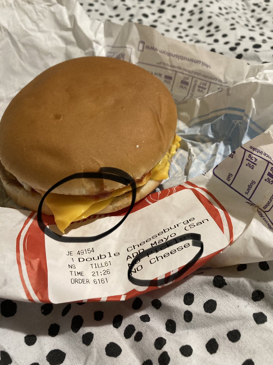 HerrTricky's tweet image. Got to admire @McDonaldsUK ability to take allergies seriously 🙄 #everytime