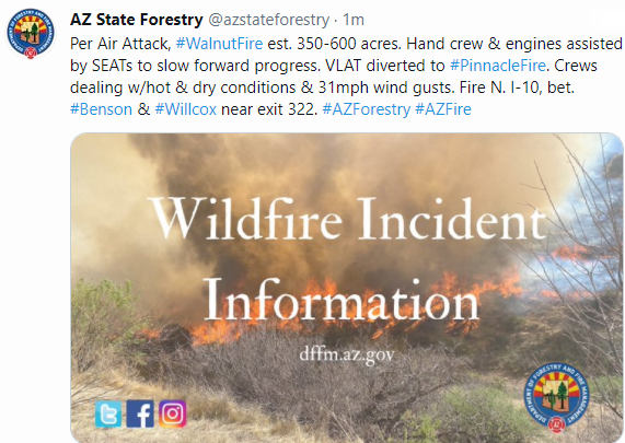 CCFirenIncident's tweet image. 1408:Per Air Attack, #WalnutFire est. 350-600 acres. Hand crew &amp;amp; engines assisted by SEATs to slow forward progress. VLAT diverted to #PinnacleFire. Crews dealing w/hot &amp;amp; dry conditions &amp;amp; 31mph wind gusts. Fire N. I-10, bet. #Benson &amp;amp; #Willcox near exit 322. #AZForestry #AZFire
