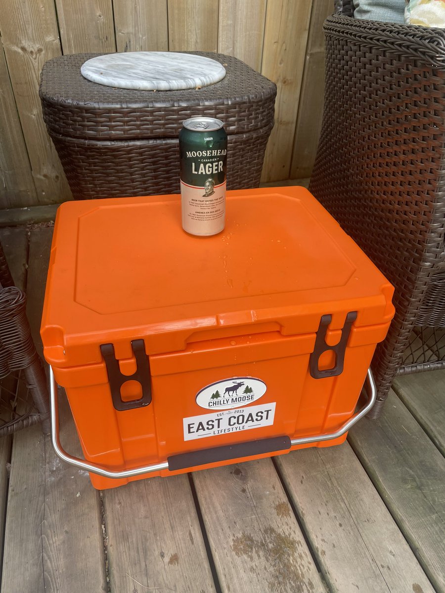 mvsingleton's tweet photo. New addition! @MooseheadLager @ChillyMoose2018 https://t.co/Ylc58OacKl