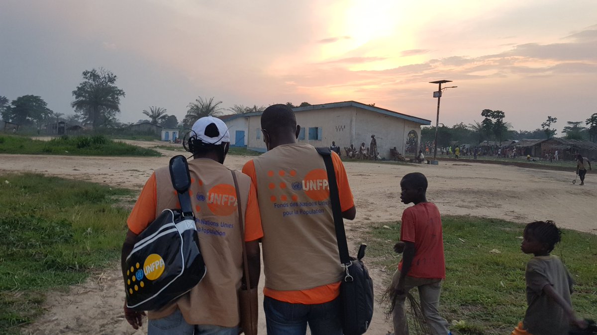 #WorldRefugeeDay
Pour chaq Réfugié la dignité!
#AvecLesRéfugiés de #Betou <a href="/CongoUnfpa/">UNFPA au Congo</a> assure les droits en santé sexuelle et reproductive pr réaliser 0 décès maternel évitable, 0 besoin non satisfait en planification familiale et 0 #VBG
#ParcequeChacunCompte
#StandUp4HumanRights