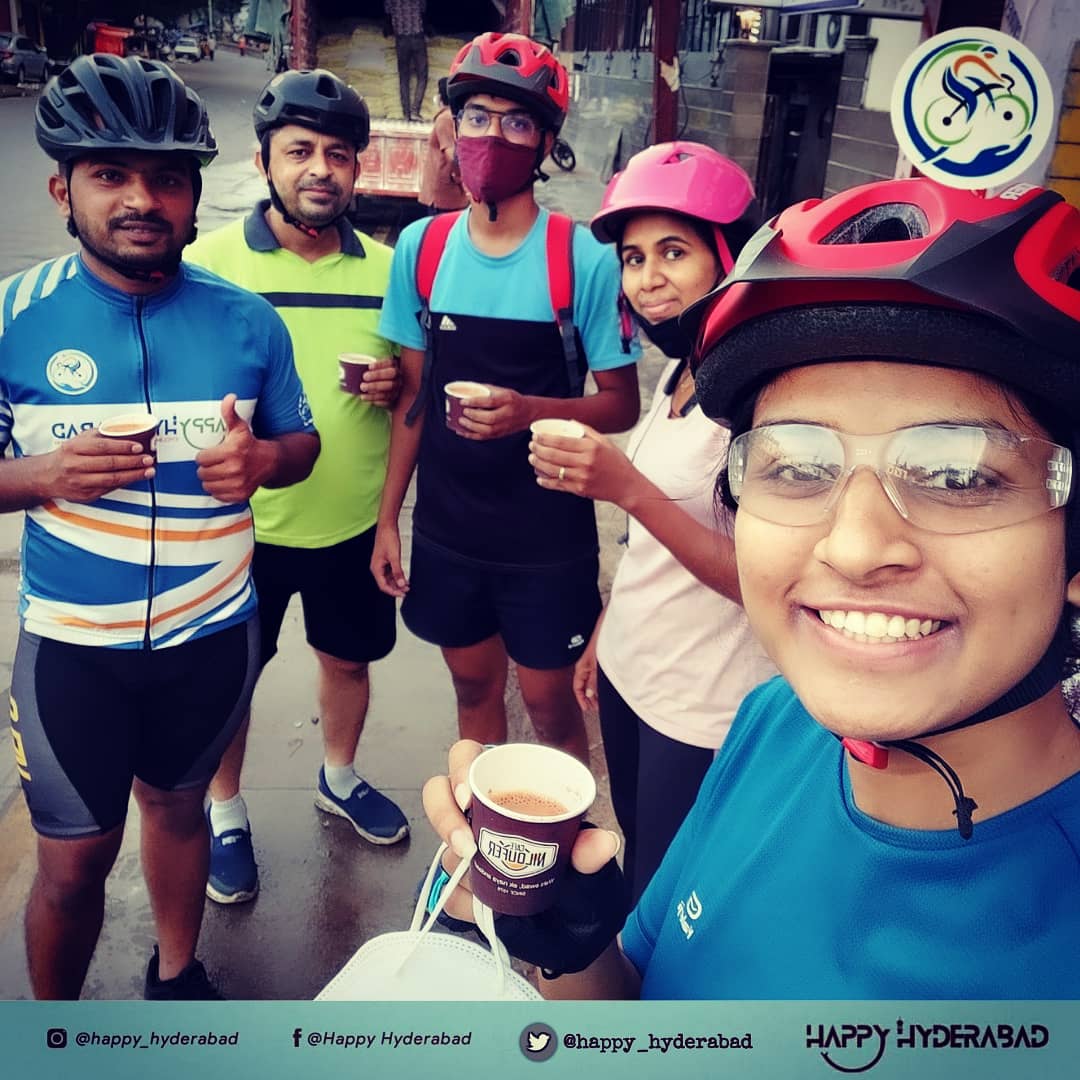happy_hyderabad's tweet photo. 🚴‍♀🚴‍♂ 🚴‍♀#HappyHyderabad
 
#LOCATION 🧿 #CafeNilouferPremium #lakdikapul #IraniChaiRide #21June21 #6AM 

#Route 🧿
#DurgamCheruvu
#kbrGate
#HyderabadCentral
#paradise
#CafeNilouferPremium

#Helmet ⛑ #MUST

#BicyclemayorofHyderabad
#ResetHyderabadWithCycling
#cycling https://t.co/cQ8CsPi8ay