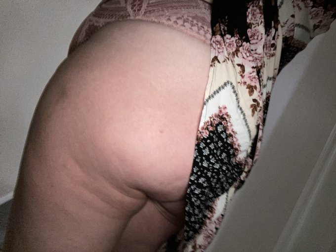 Summer dresses anyone? #bbw #summer #hotweather #dresses https://t.co/c28r2VBU9y<a href="/tag/bbw"class="tags">#bbw</a><a href="/tag/summer"class="tags">#summer</a><a href="/tag/hotweather"class="tags">#hotweather</a><a href="/tag/dresses"class="tags"><span>#dresses</span></a>