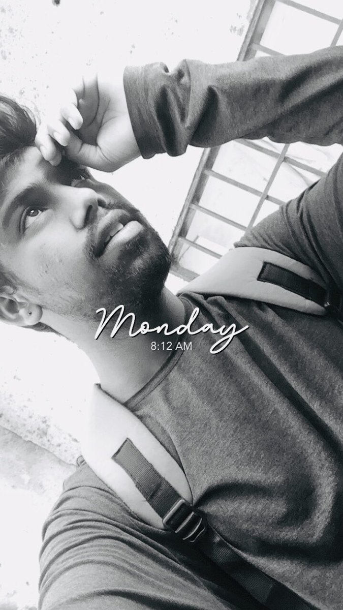 Princegamit5's tweet photo. Monday 8:12 AM
#MondayVibes https://t.co/U9cPLGTk4A