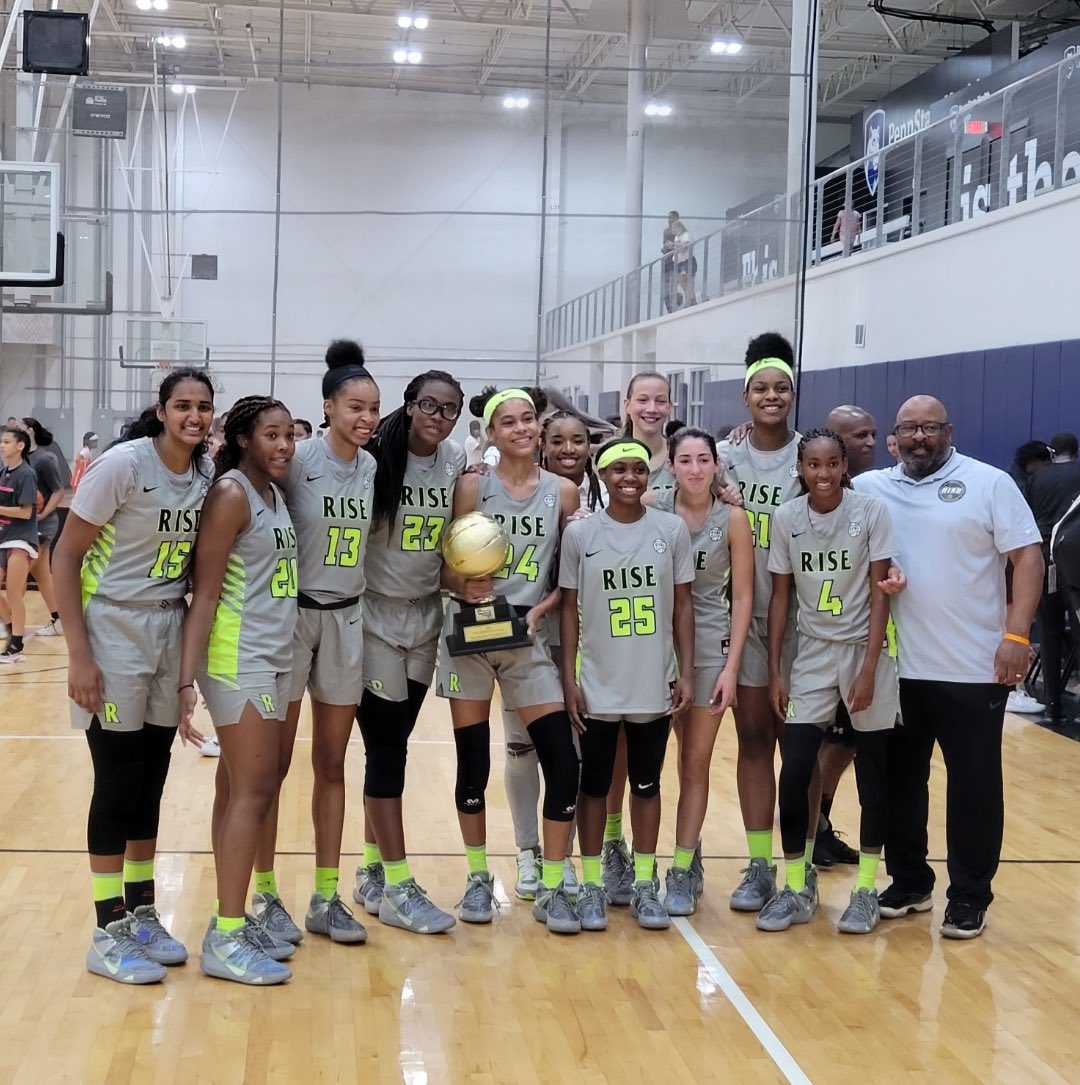 philly_rise's tweet photo. Congratulations to The 15u Platinum Bracket Champion @PRIMEeventBBall East  @philly_rise ! Great job by @TalenWatson , @BigPaulTweets and @BenDeisel and of course our girls! @talayahhh1 👇👇🏿 https://t.co/cJ9GJBMNbr
