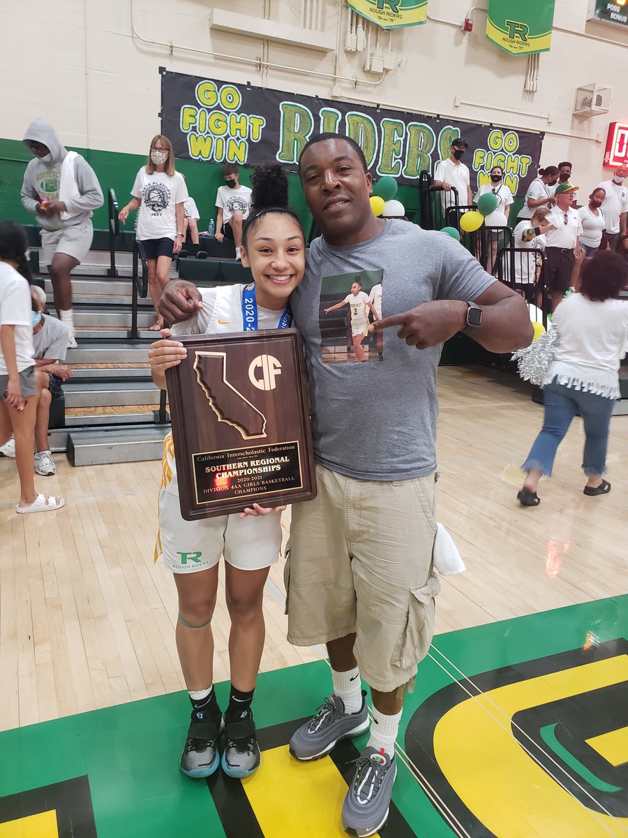 My daughter is now a state champion 🏆🏆#PROUDPOPS