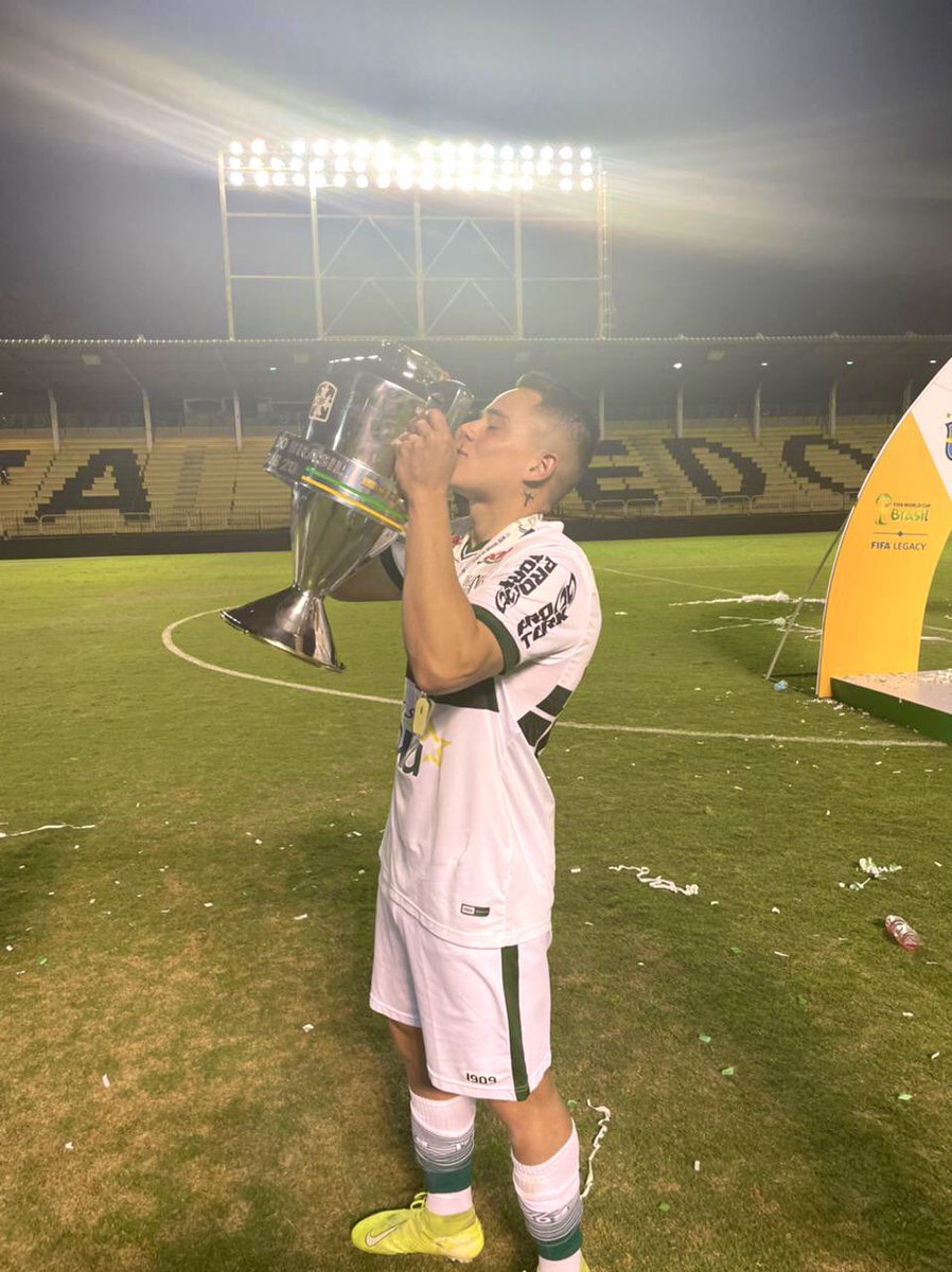 geovane_meurer's tweet photo. 🤩🏆😘 https://t.co/Mw0l0jr0VG