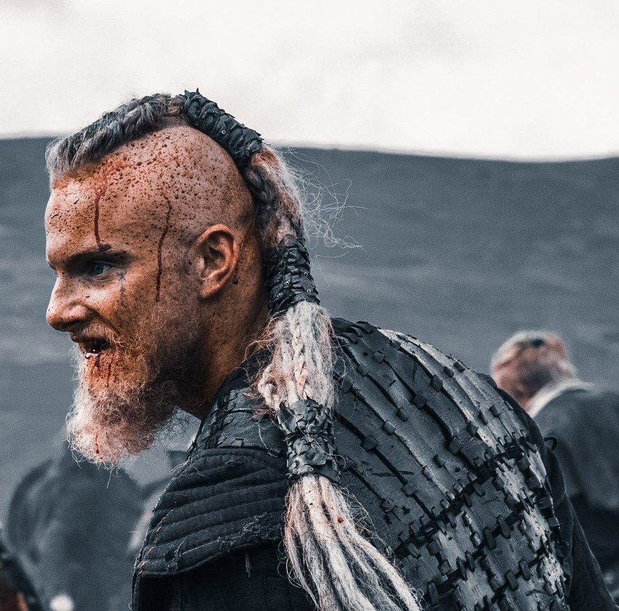 Ragnar Lothbrok.