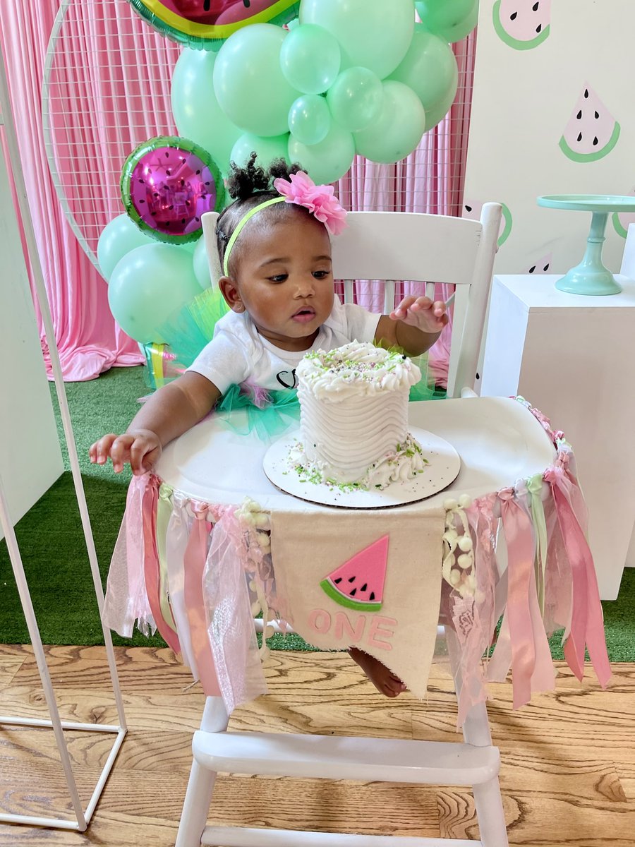 nlethegreat1's tweet photo. Happy 1st Birthday Clover 💜 https://t.co/4hcjtAdamJ