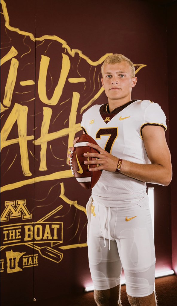 Thank You to everyone on the staff of <a href="/GopherFootball/">Minnesota Football</a> for an unforgettable official visit weekend! 〽️🚣 #RTB #SummerSplash
