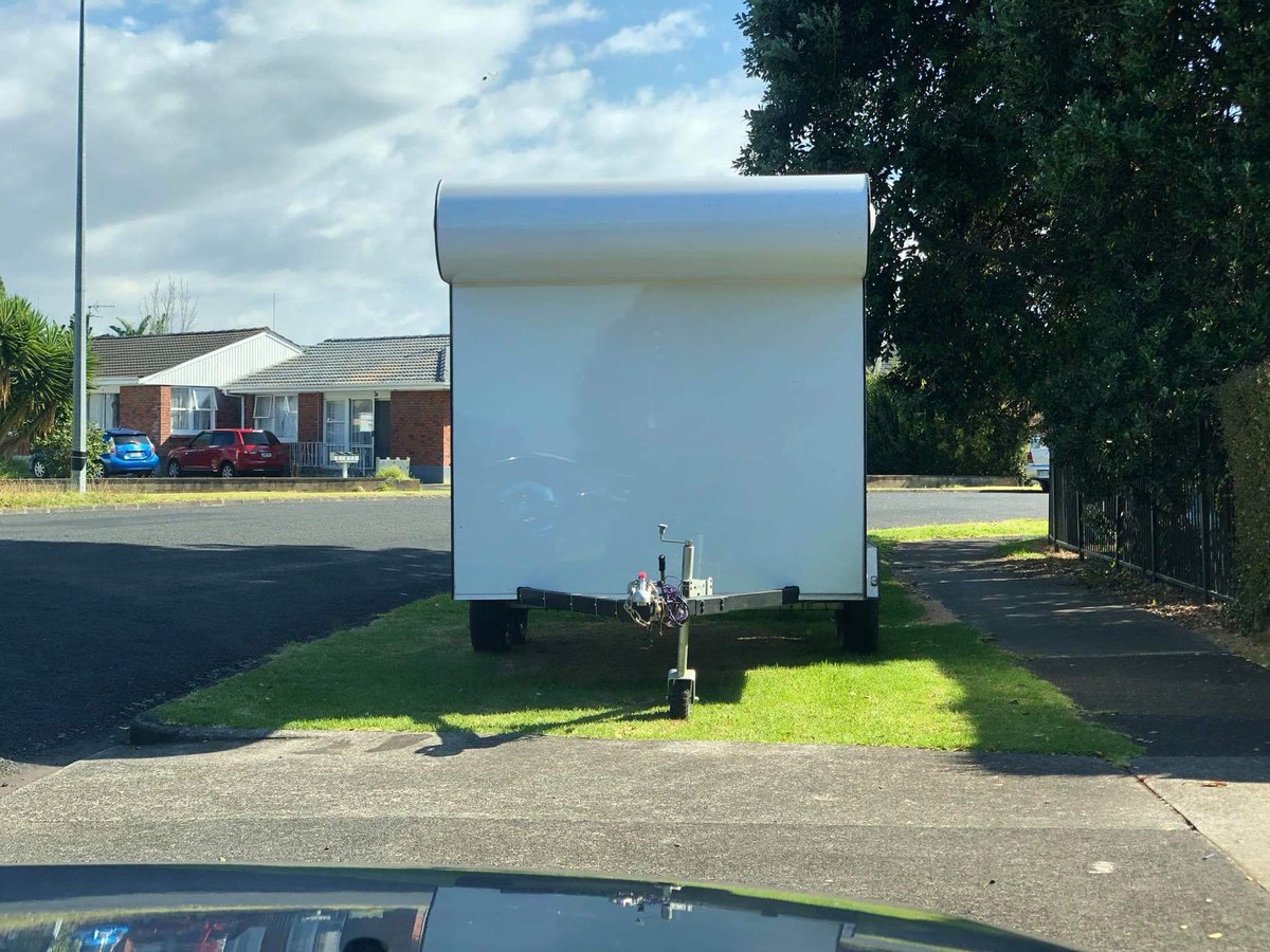 VlasblomJ's tweet photo. #Ks1 #KiwiMagic #KiwiAeroSpace #custom #Medical #Support & #RaceTeam #Trailers We #Build them in #Auckland #Nz it’s my #Jobs4Workers #project Any order in the #Next12months I place%of profit into #MoreBeds for #STARShip #Children #Hospital Pass it on @MutchJessica @NewstalkZB #Ks https://t.co/DVOOK08bhY