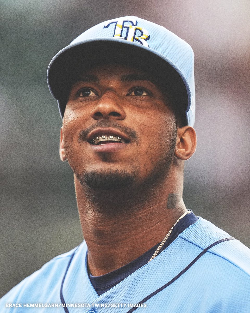 SportsCenter's tweet photo. Wander Franco, who is the No. 1 prospect in baseball, is headed to the big leagues with the Rays, first reported by Tampa Bay Times and confirmed to @JeffPassan. 

He’s been hitting .323/.376/.601 in AAA. https://t.co/0Jvdm5KW3F