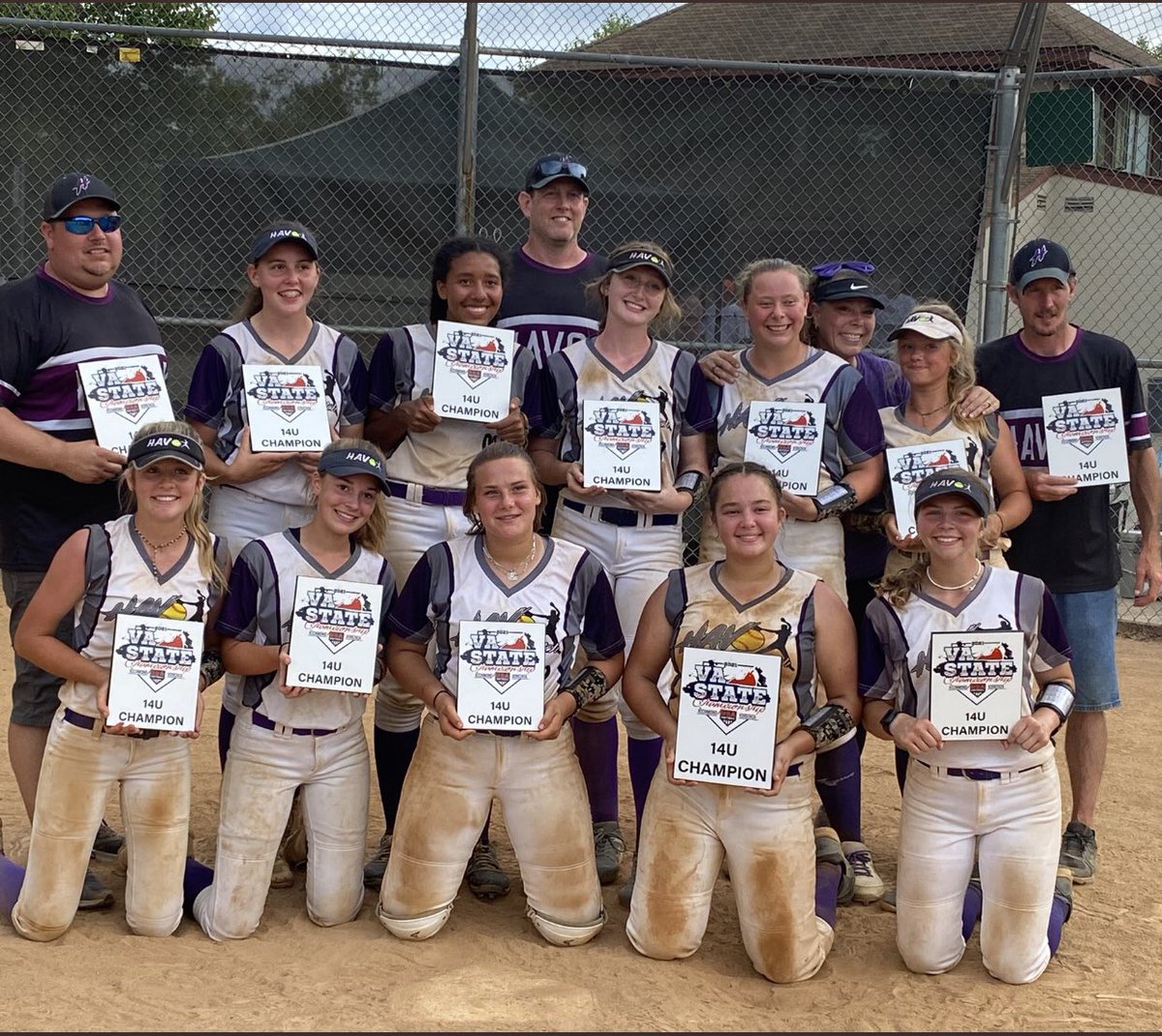 Havok_2024's tweet photo. Big Time day for Havok 2024 winning the USA State Championship against a strong EC Bullets squad. You ladies made this a great Father’s Day Thank You. @FaulconPaige @BellaTortoriel1 @GraceUrban99 @HannahBolt02 @alexgiesen12 @Kimberl11707203 @HaylieShelton_8 @Morgan98402983 https://t.co/rZv1cDqotQ