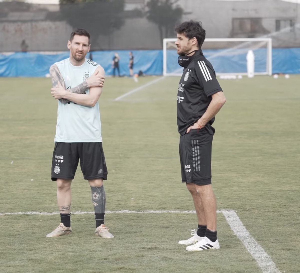 Fútbol.