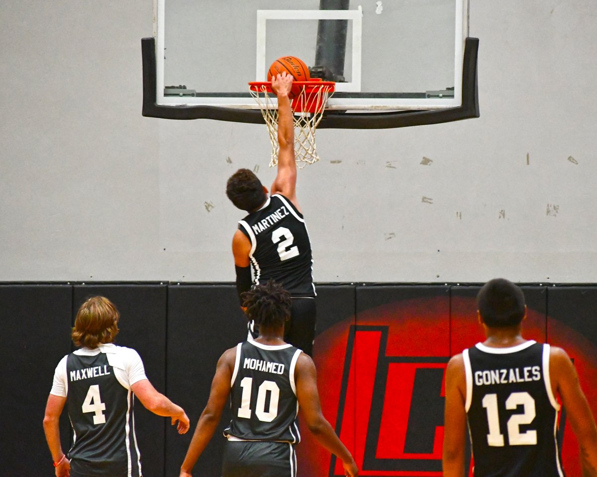 NathanGiese's tweet photo. If at first you don't succeed...#DolfDunk @_Dolf22 @Plv_Basketball https://t.co/2g8UxYTiHM