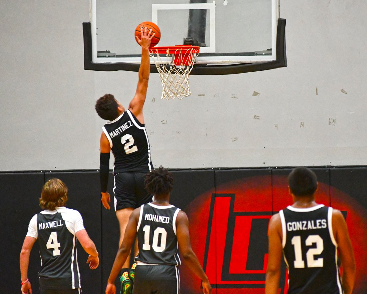 NathanGiese's tweet photo. If at first you don't succeed...#DolfDunk @_Dolf22 @Plv_Basketball https://t.co/2g8UxYTiHM