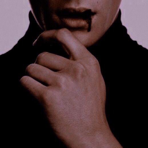 PRAEMIUMISMS's tweet photo. “he wears the smell of 𝐛𝐥𝐨𝐨𝐝 &amp; 𝐝𝐞𝐚𝐭𝐡 
like a perfume. there is 𝐟𝐢𝐫𝐞 in his eyes &amp; 𝐢𝐜𝐞 in his veins. but you 𝐥𝐨𝐯𝐞 him anyway; for he is a 𝐬𝐭𝐚𝐫 burning with the 𝐥𝐢𝐠𝐡𝐭 of a thousand suns." 

    (𝙖𝙣𝙙 your world is 𝐝𝐚𝐫𝐤 𝐰𝐢𝐭𝐡𝐨𝐮𝐭 𝐡𝐢𝐦.) https://t.co/gvvp4DU083