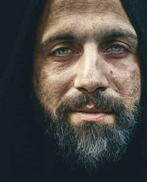 NefadyAly's tweet photo. الايام لاتغير احدا ...
بل تظهر الناس على حقيقتهم ...
فمنهم من يزداد جمالا ...
ومنهم من ينكشف زيفه ... https://t.co/eYGNx9QaSn