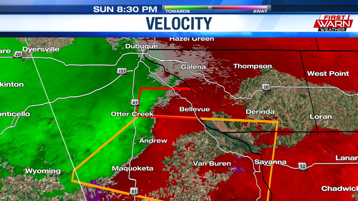 MetKDoom's tweet photo. Strong rotation detected just west of Bellevue, IA. Tornado warning butted up against west-central Jo Daviess County https://t.co/WGlvXrqAAa