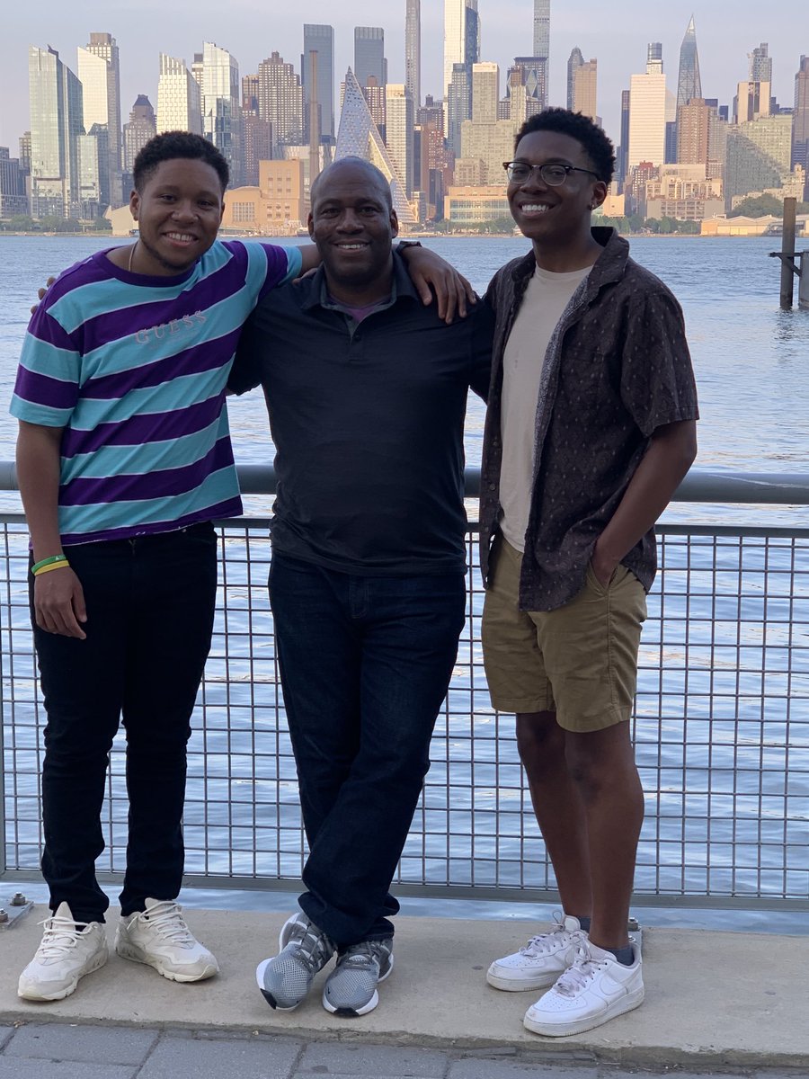 millslt1's tweet photo. I am thankful to two wonderful sons and a great wife for a Happy Father’s Day. https://t.co/DRvP5wUmif