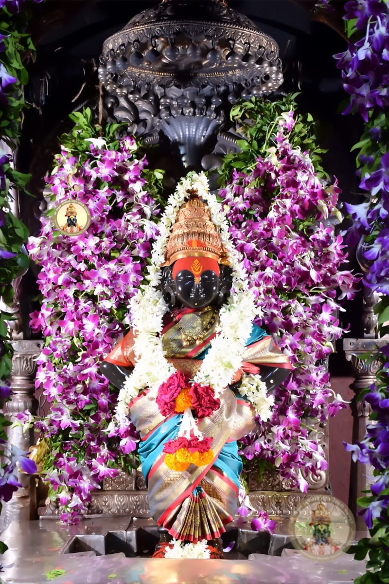 RavindraRaut_'s tweet photo. #पंढरपूर - श्री.विठ्ठल रूक्मिणी मंदिर समितीच्या वतीने निर्जला एकादशी निमीत्त श्री.विठ्ठल रूक्मिणी मंदिरात करण्यात आलेली आकर्षक पुष्परचना.
@RautNanda_ @AjayKadu10 @suhassatwadhar @SrBachchan 
@JaiDwarkadhish_ https://t.co/a7fDE0mYIJ