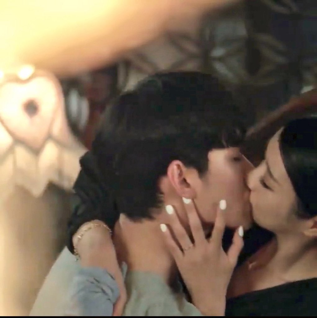 skyples's tweet photo. Flipped. https://t.co/pS7Kxzjl1d