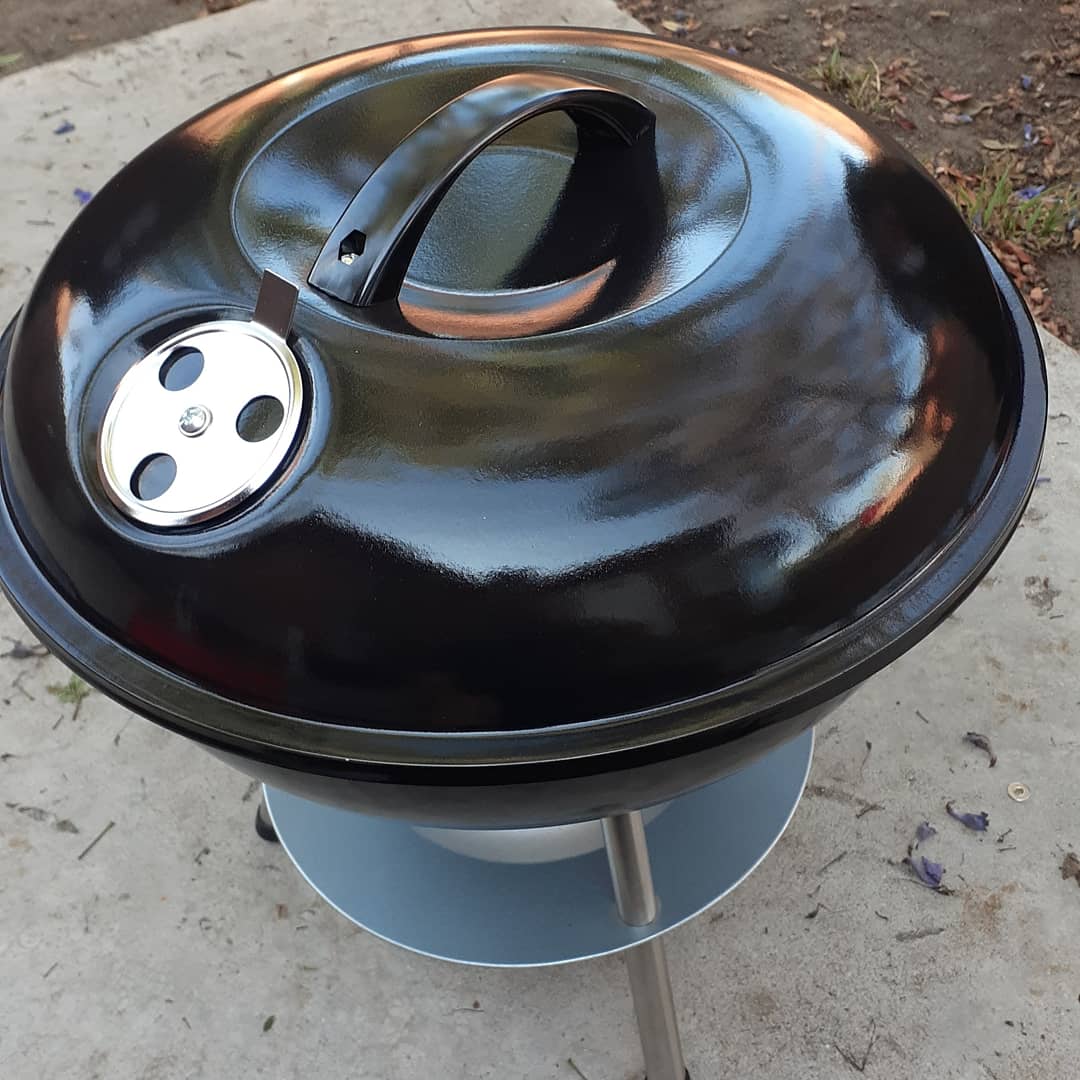 Mrplainzradio's tweet photo. Found a nice bbq grill @99Only  for 10$ plus tax #99only #bbq #minibbq #summer  #grillchicken 
#FathersDay https://t.co/nZPNX8woIK