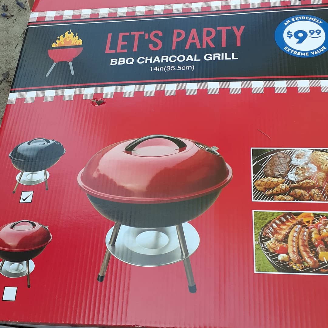 Mrplainzradio's tweet photo. Found a nice bbq grill @99Only  for 10$ plus tax #99only #bbq #minibbq #summer  #grillchicken 
#FathersDay https://t.co/nZPNX8woIK