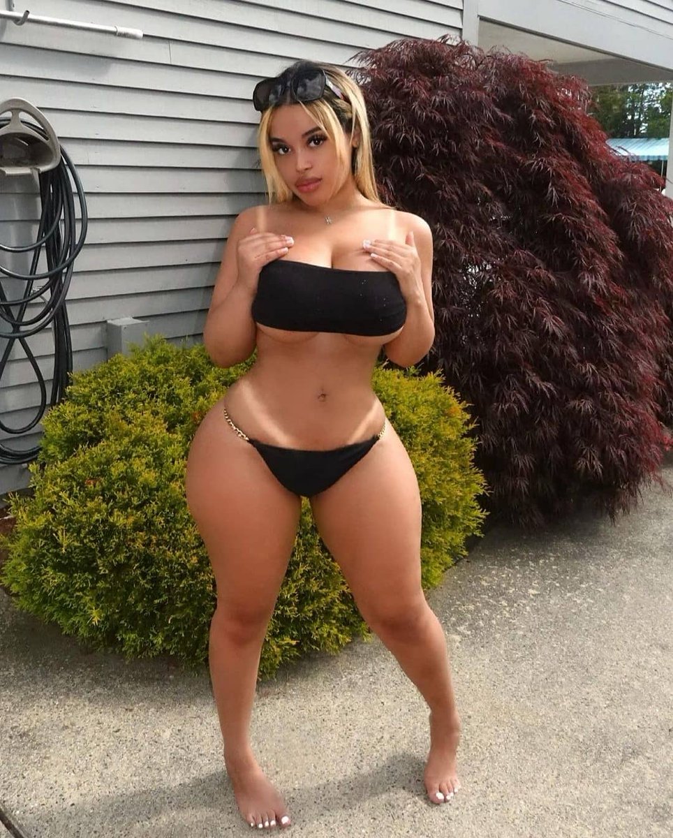 BaDsaroundearth's tweet photo. What would you ask her for father's day? Cr:@gisellelynette
#gisellelynette #gorgeous #bikini #curvy #thick #thickwomen #dominicanmodel #dominicanbeauty #pickoftheday #beautifulgirls #beauty #beautiful #models #photographymodel #baddies #baddie #baddiearoundtheearth #hottie https://t.co/ZSAqmaeUSf