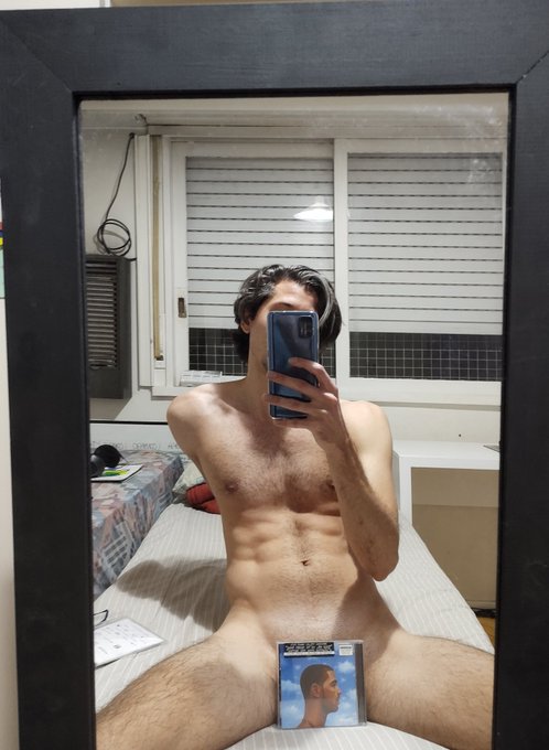 The furthest thing from perfect https://t.co/iqbpfs3L7t<a href="/tag/abs"class="tags"><span>#abs</span></a><a href="/tag/abdominales"class="tags"><span>#abdominales</span></a>