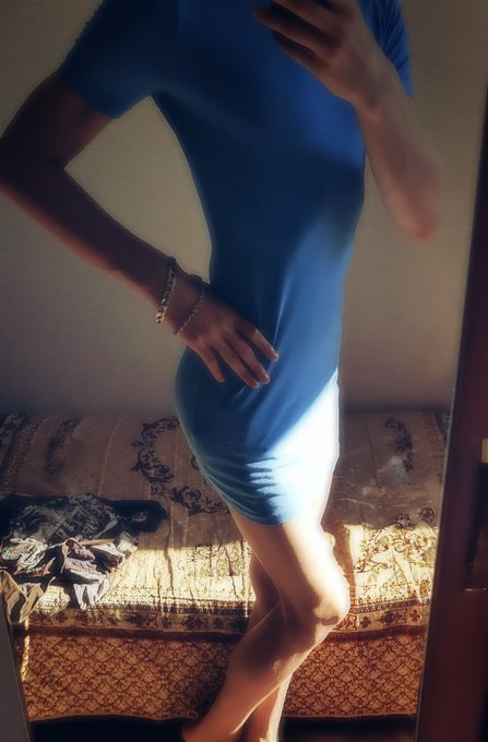 ?Just look at my dress now?
????????????
#gay #butt #ladyboy #cuteboy #lewd #trans #sissy #trap #stockings