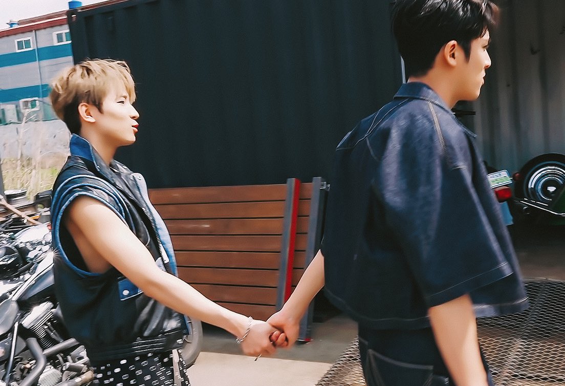 pilthedays_'s tweet photo. อยู่คนเดียว                                อยู่กับแฟน https://t.co/pFf0cT4anA
